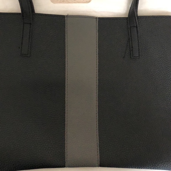 NWOT Vince Camutp Leather Tote Black with Dust Bag - Picture 2 of 6